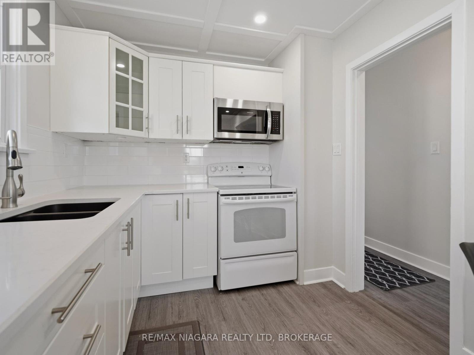 7957 Beaverdams Road, Niagara Falls, Ontario  L2H 1R7 - Photo 14 - X12927634