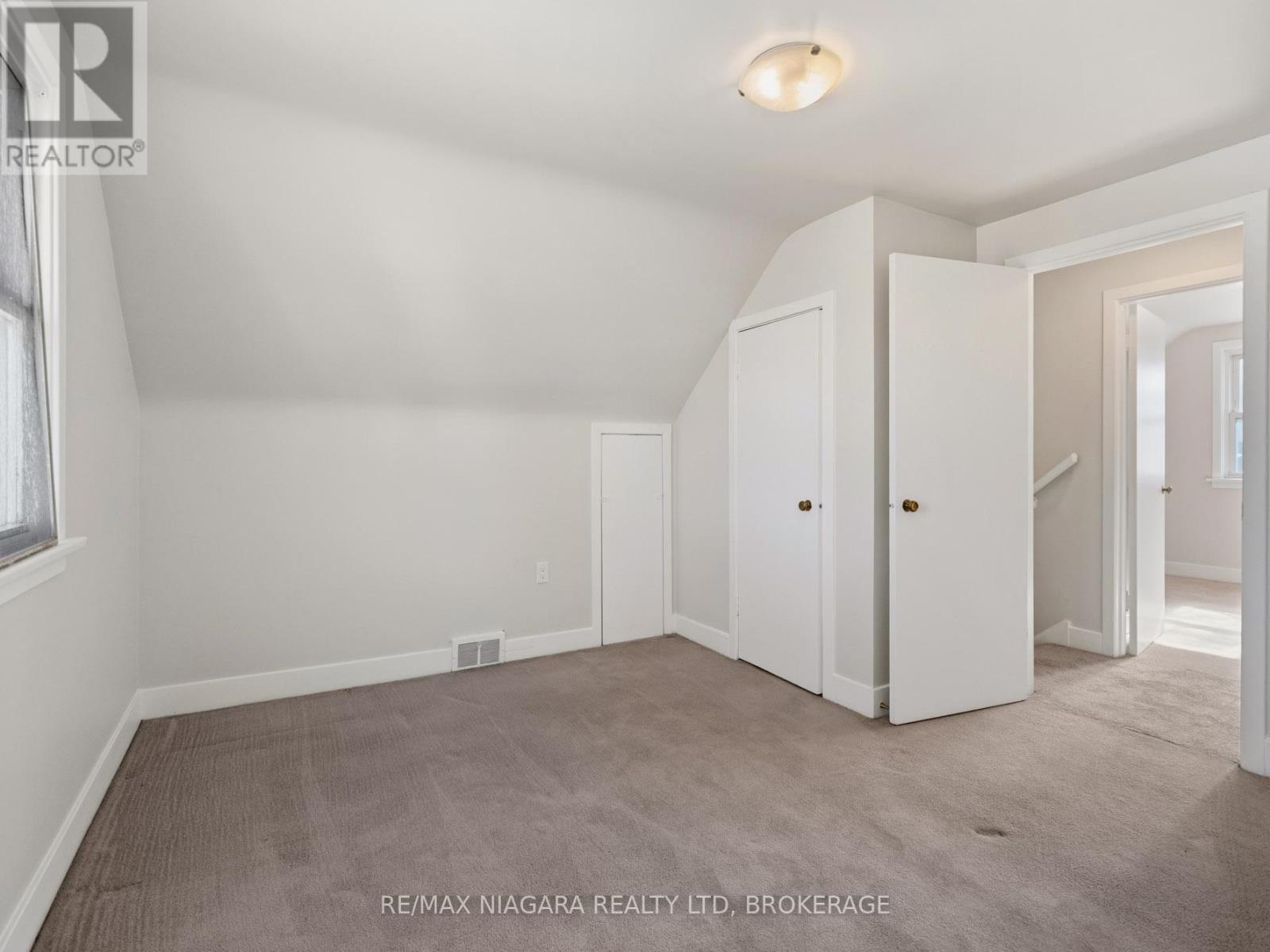 7957 Beaverdams Road, Niagara Falls, Ontario  L2H 1R7 - Photo 17 - X12927634