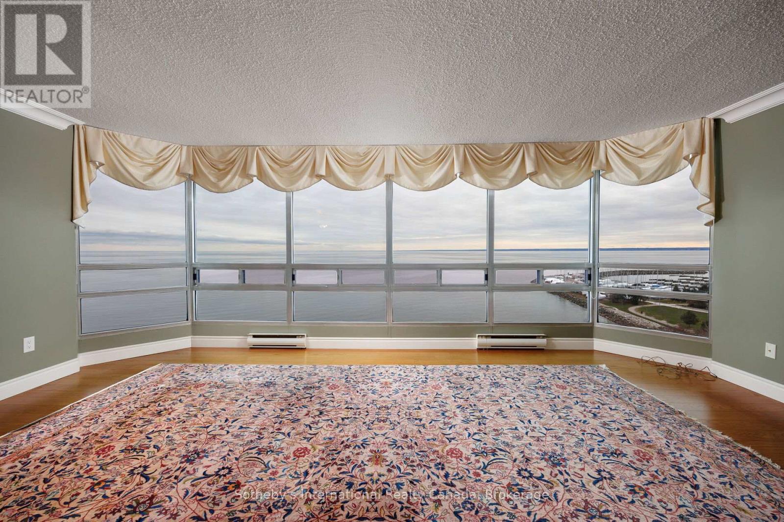 1107 - 2180 Marine Drive, Oakville, Ontario  L6L 5V2 - Photo 8 - W12927756