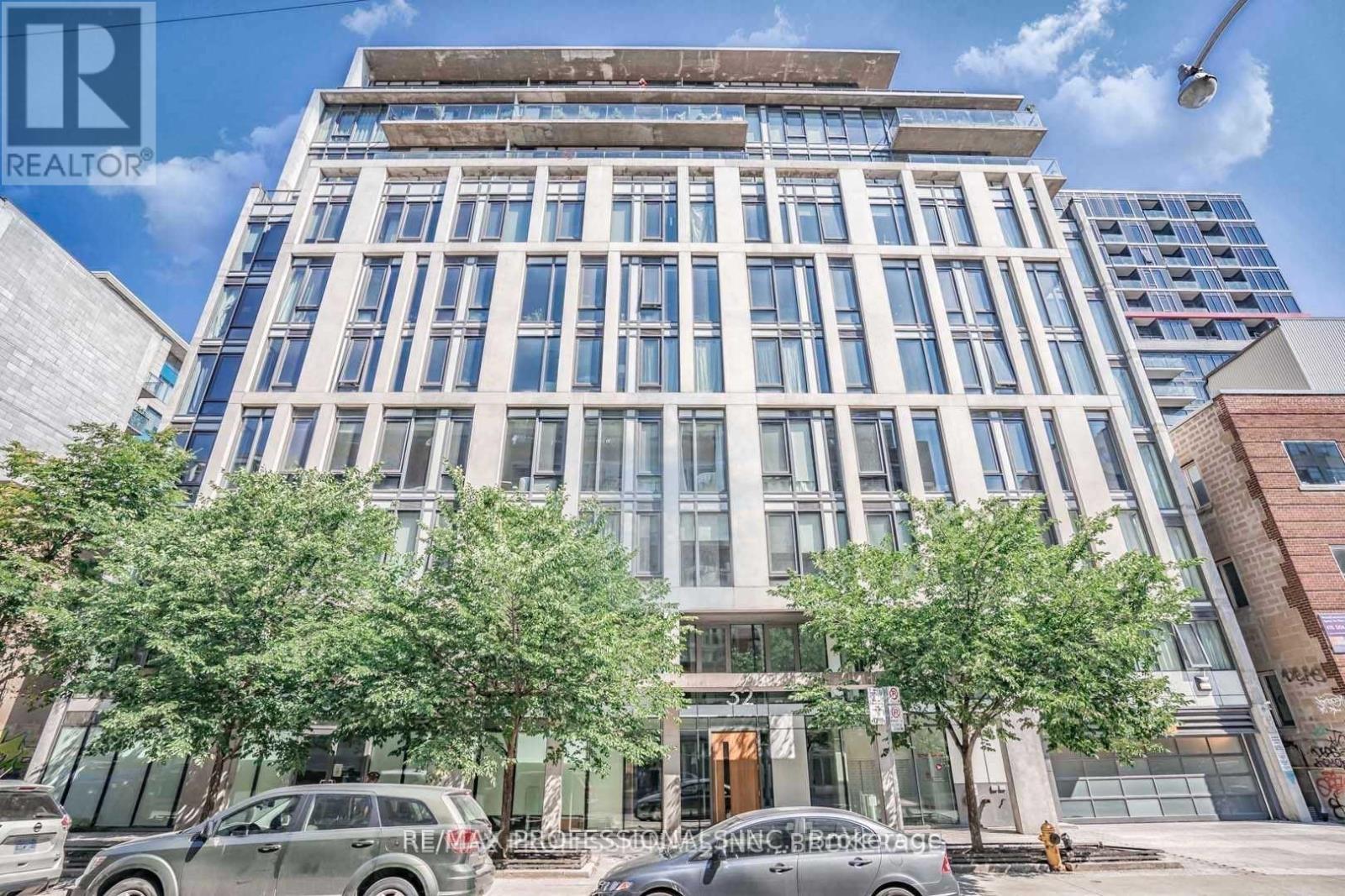 611 - 32 CAMDEN STREET, Toronto, Ontario