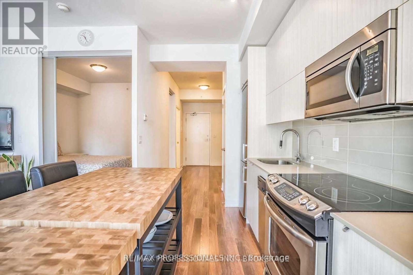 611 - 32 Camden Street, Toronto, Ontario  M5V 1V1 - Photo 11 - C12927696