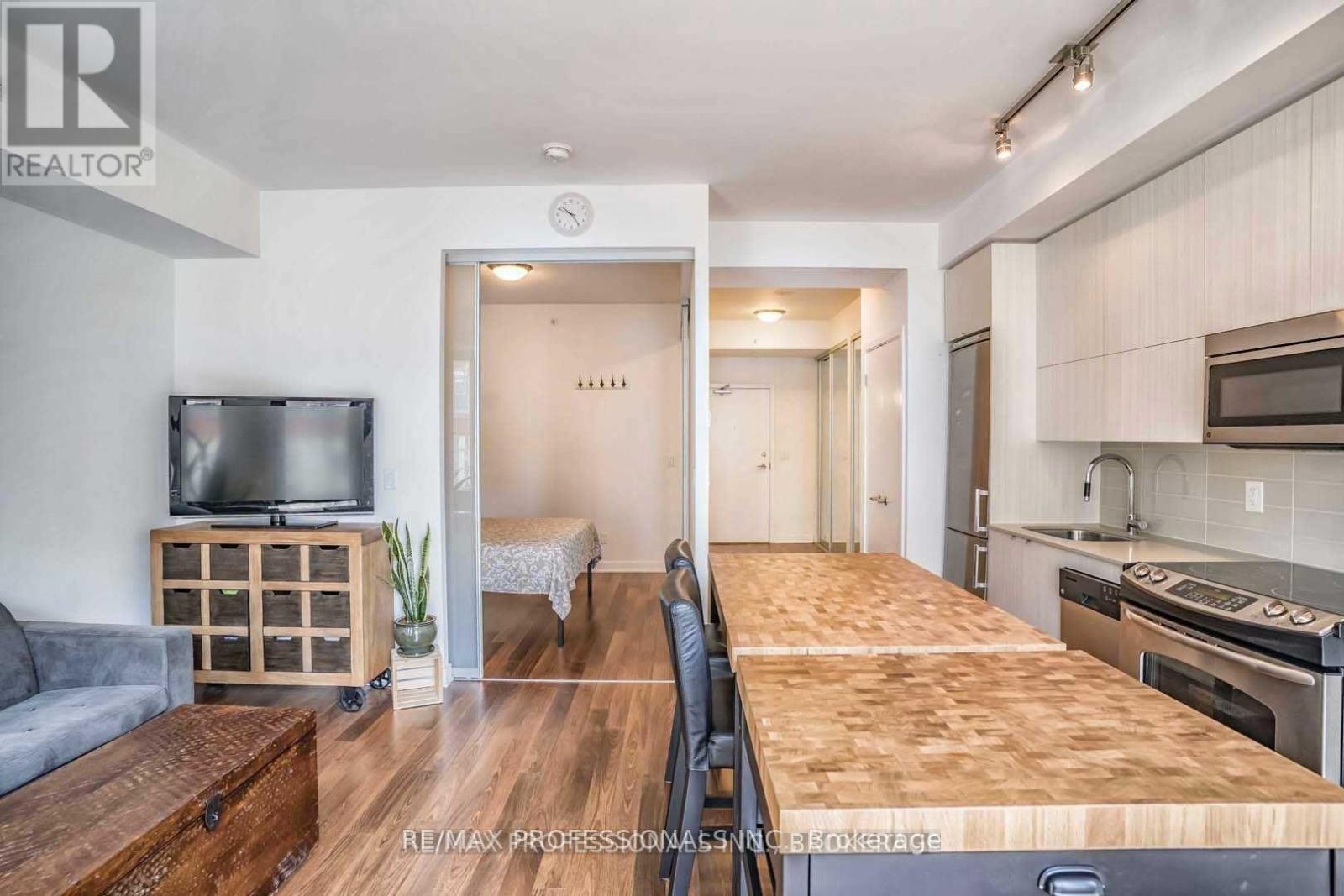 611 - 32 Camden Street, Toronto, Ontario  M5V 1V1 - Photo 22 - C12927696