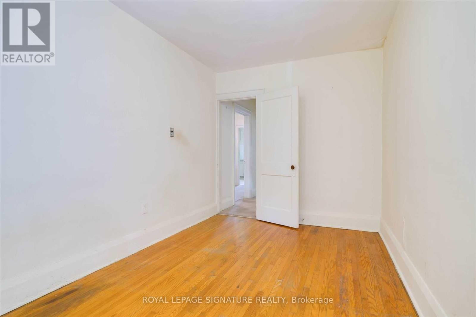 66 Glengarry Avenue, Toronto, Ontario  M5M 1C9 - Photo 19 - C12927722