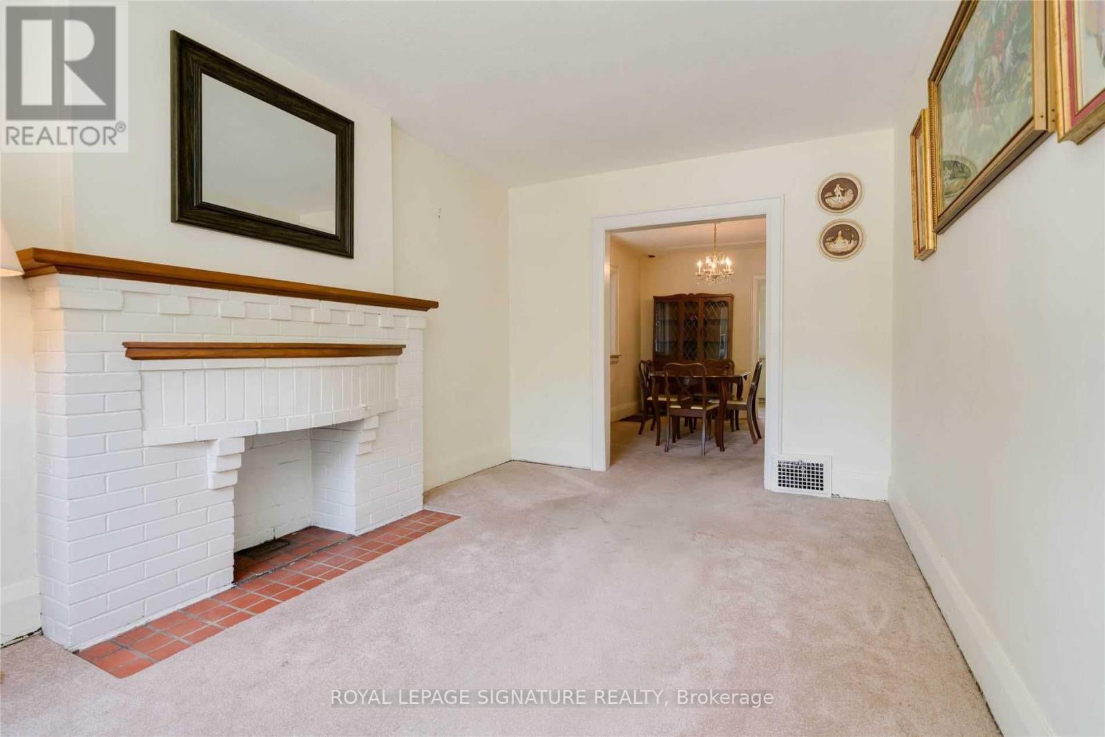 66 Glengarry Avenue, Toronto, Ontario  M5M 1C9 - Photo 7 - C12927722