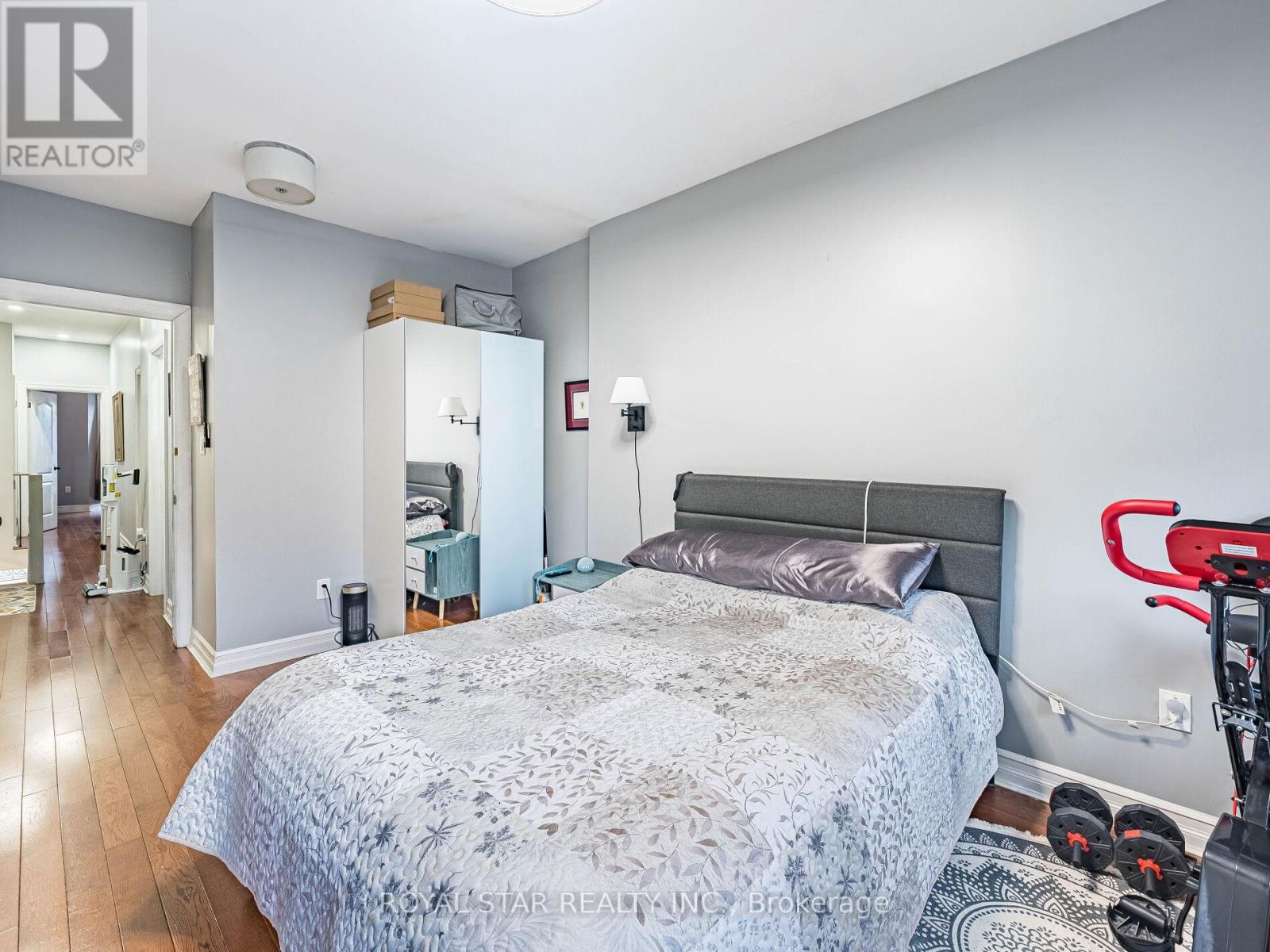 74 Montrose Avenue, Toronto, Ontario  M6J 2T7 - Photo 31 - C12927754
