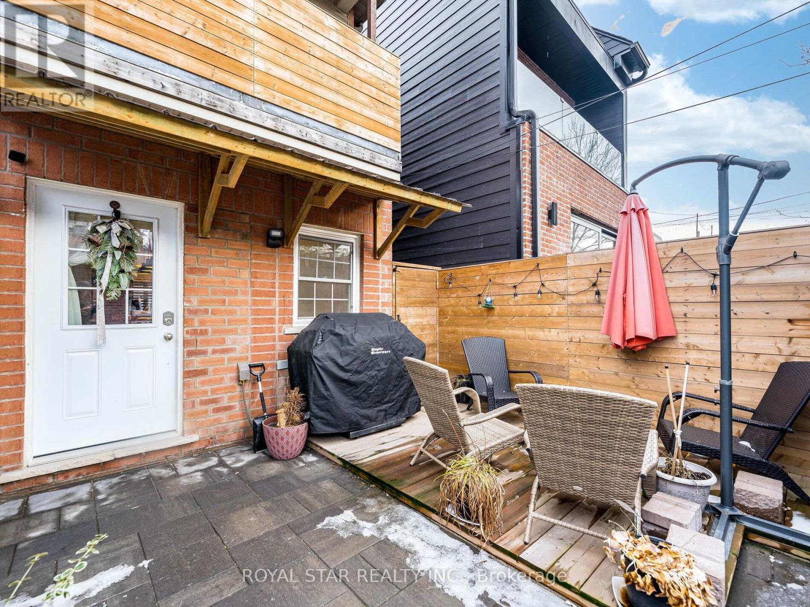 74 Montrose Avenue, Toronto, Ontario  M6J 2T7 - Photo 48 - C12927754