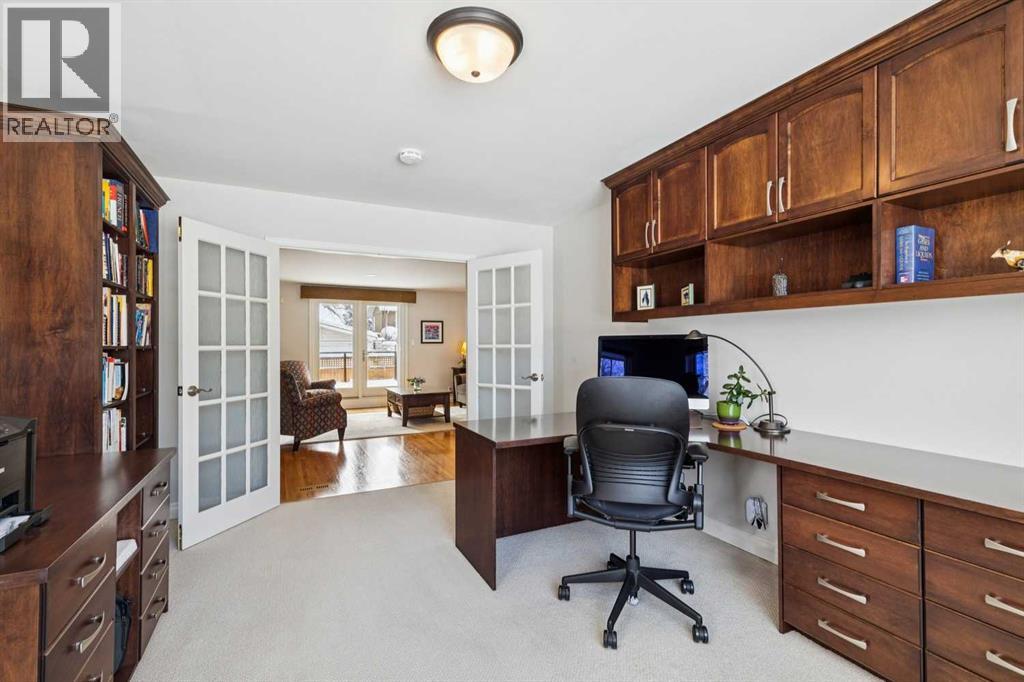 2423 34 Avenue NW, Calgary, Alberta  T2L 0V3 - Photo 15 - A2296189