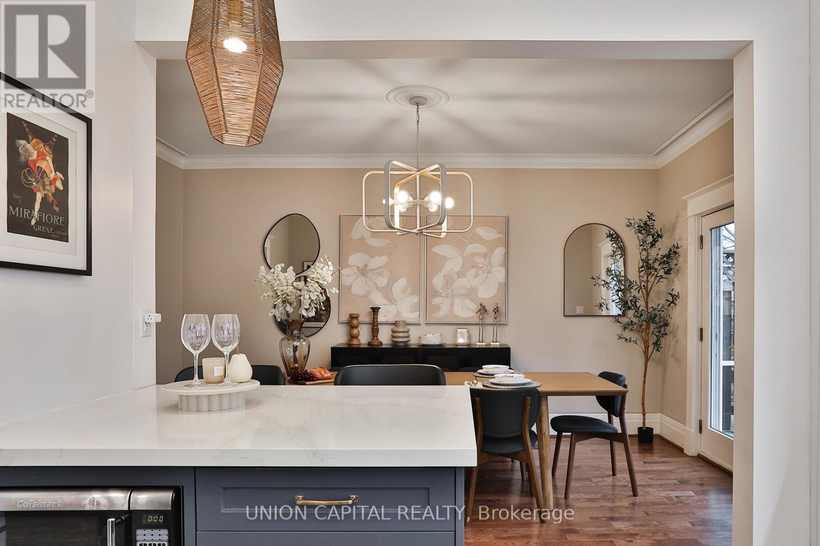 77 Eastwood Road, Toronto, Ontario  M4L 2C7 - Photo 10 - E12927632