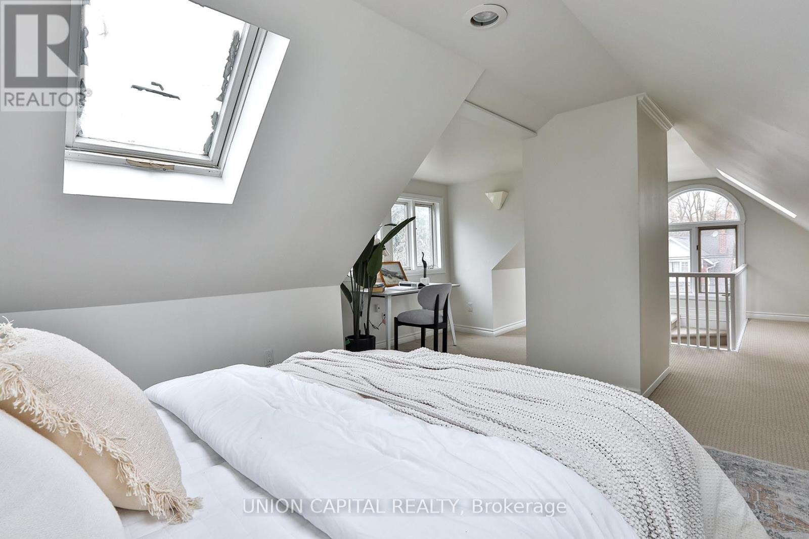 77 Eastwood Road, Toronto, Ontario  M4L 2C7 - Photo 39 - E12927632