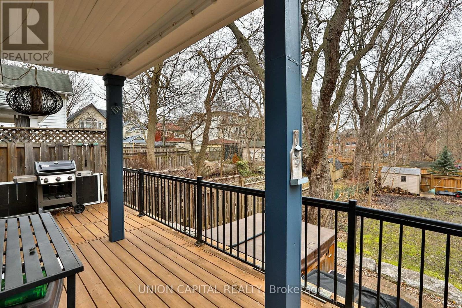 77 Eastwood Road, Toronto, Ontario  M4L 2C7 - Photo 49 - E12927632