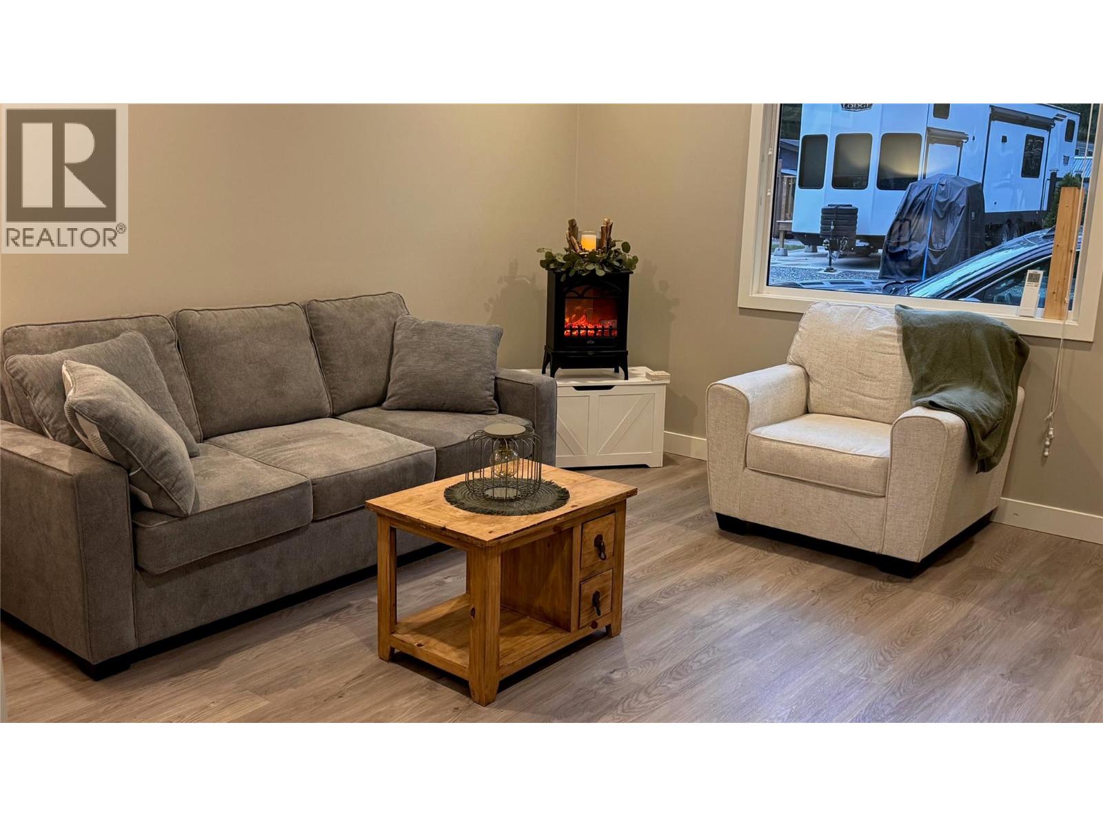 3980 Squilax Anglemont Road Unit# 107, Scotch Creek, British Columbia  V0E 1M5 - Photo 11 - 10379210