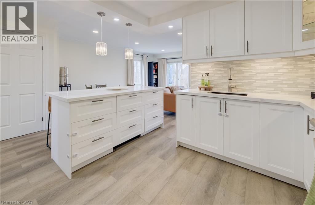 2022 Atkinson Drive Unit# 22, Burlington, Ontario  L7M 4H6 - Photo 14 - 40812719