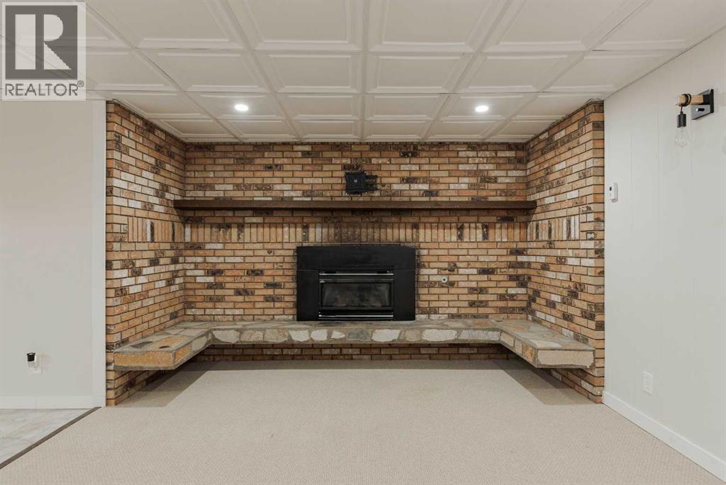 209 Woodland Drive, Fort Mcmurray, Alberta  T9K 1A4 - Photo 27 - A2296839