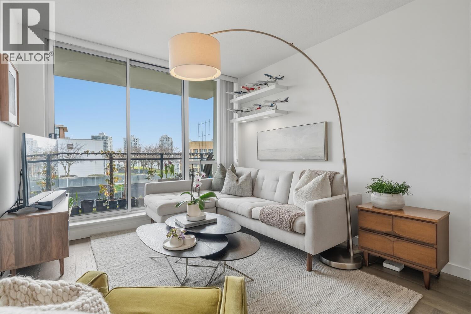 1707 1082 Seymour Street, Vancouver, British Columbia V6B 1X9 - Photo 2 - R3104028