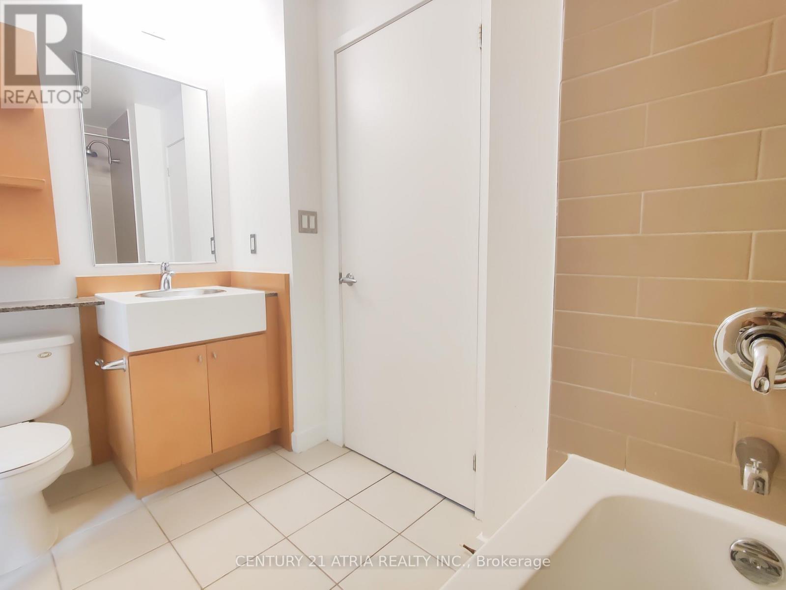 511 - 9 Spadina Avenue, Toronto, Ontario  M5V 3V3 - Photo 11 - C12850736