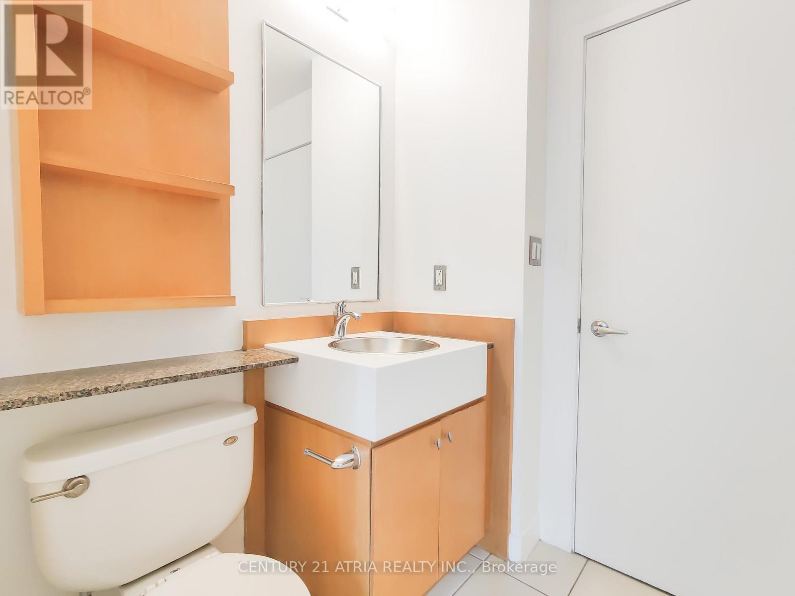 511 - 9 Spadina Avenue, Toronto, Ontario  M5V 3V3 - Photo 10 - C12850736