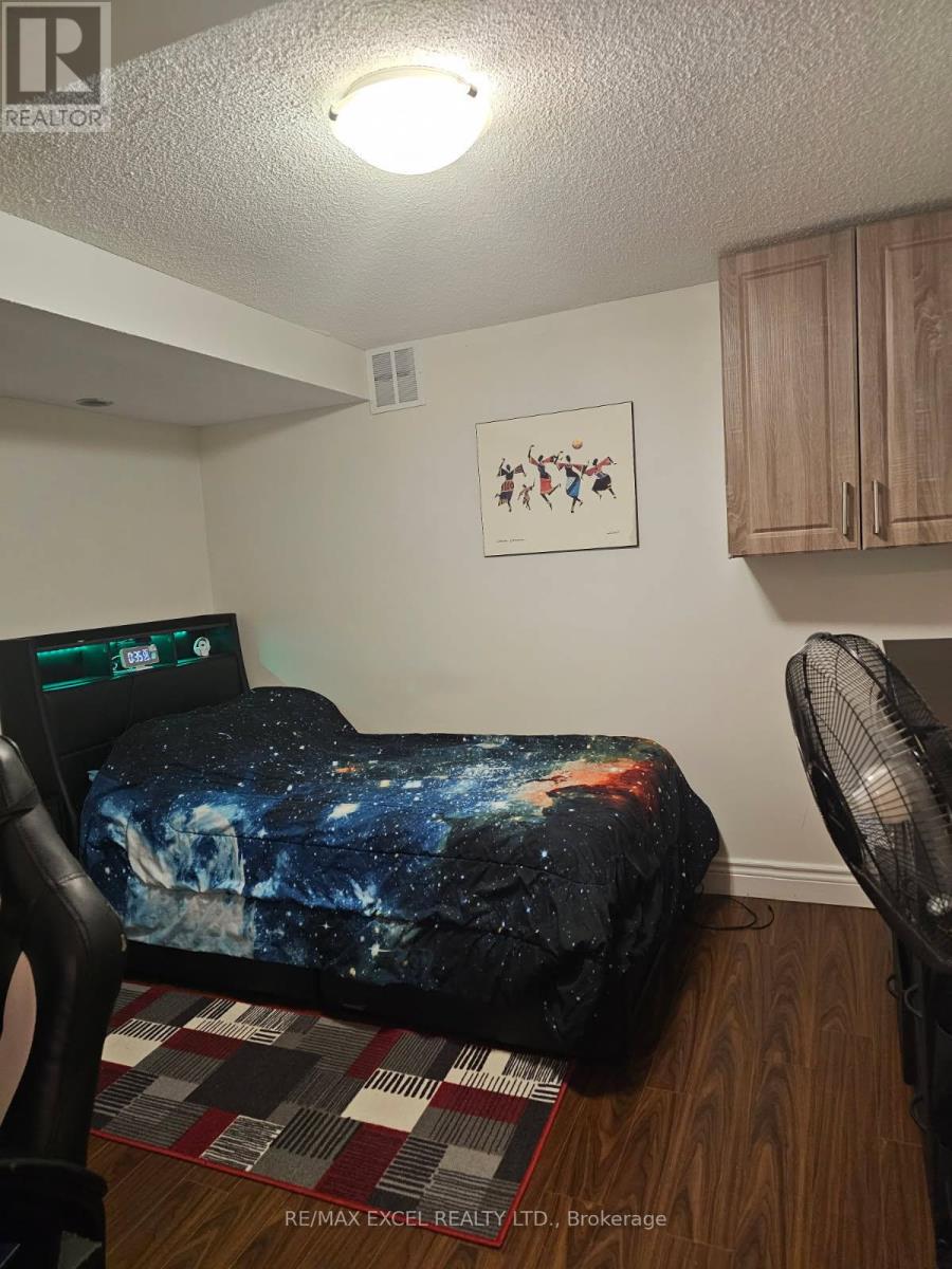 Bsmt - 64 Fieldwood Drive, Toronto (Milliken), Ontario  M1V 3G4 - Photo 9 - E12888360