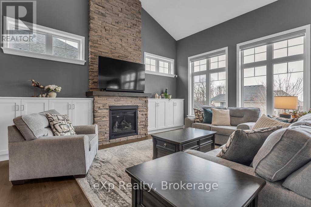 209 Boot Hill Road, Woodstock (Woodstock - South), Ontario  N4S 0B8 - Photo 10 - X12927710