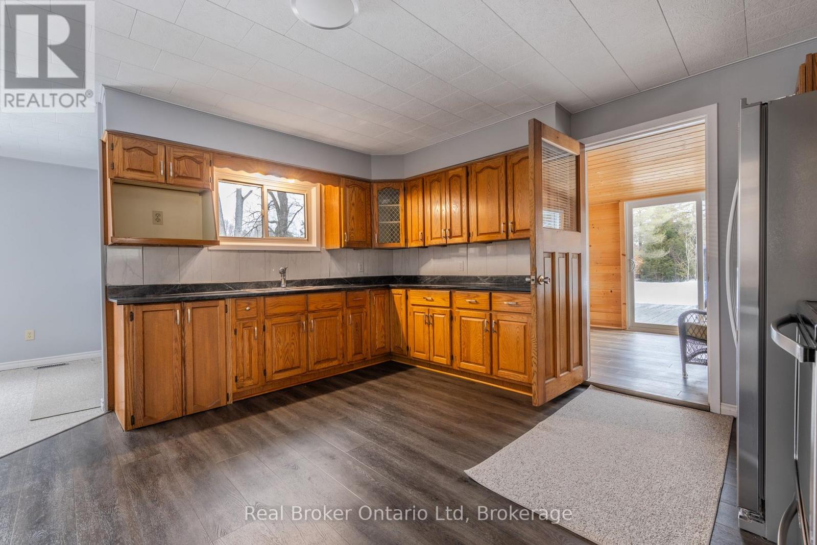 16 Twin River Drive N, South Bruce Peninsula, Ontario  N0H 2T0 - Photo 19 - X12927748