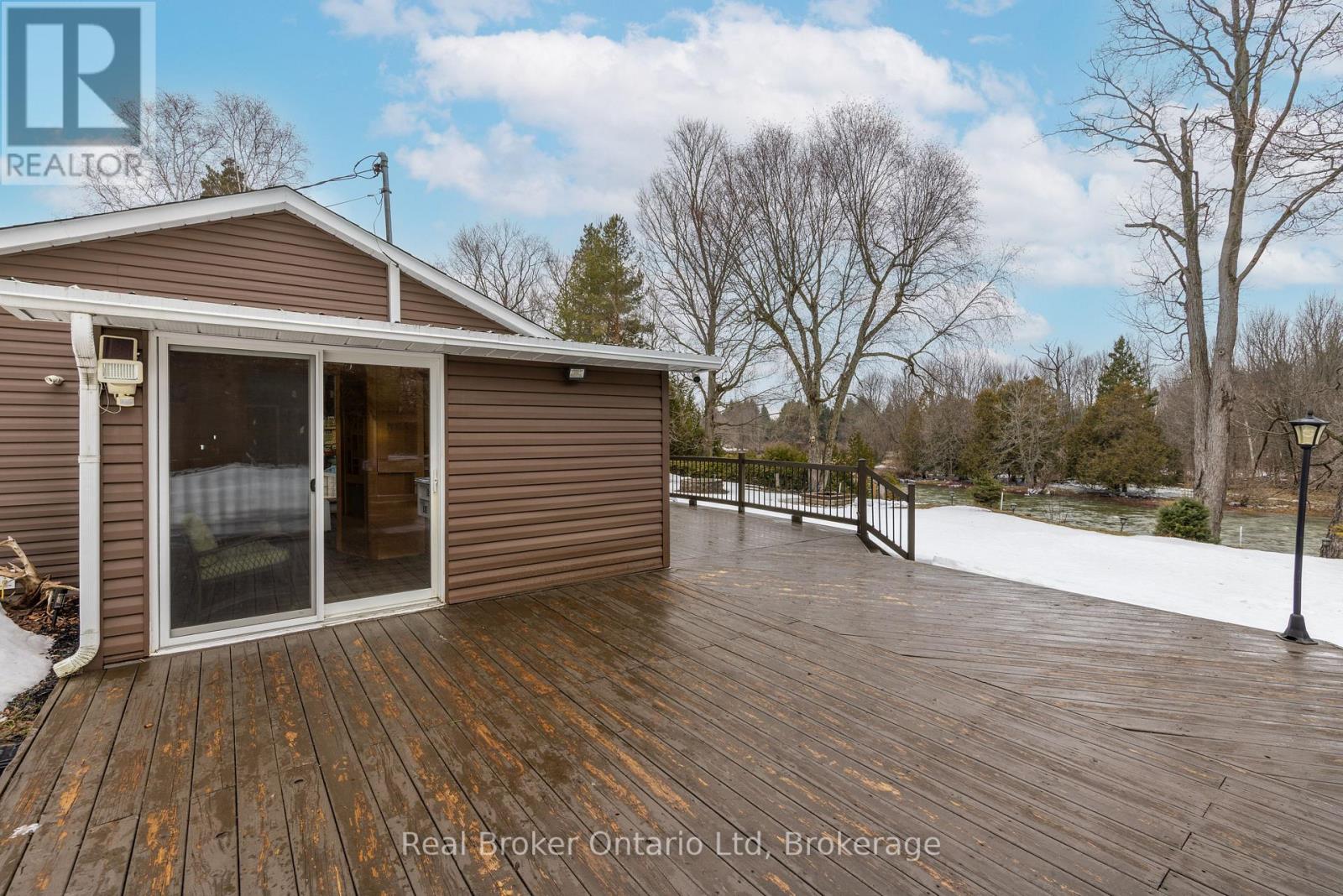 16 Twin River Drive N, South Bruce Peninsula, Ontario  N0H 2T0 - Photo 23 - X12927748