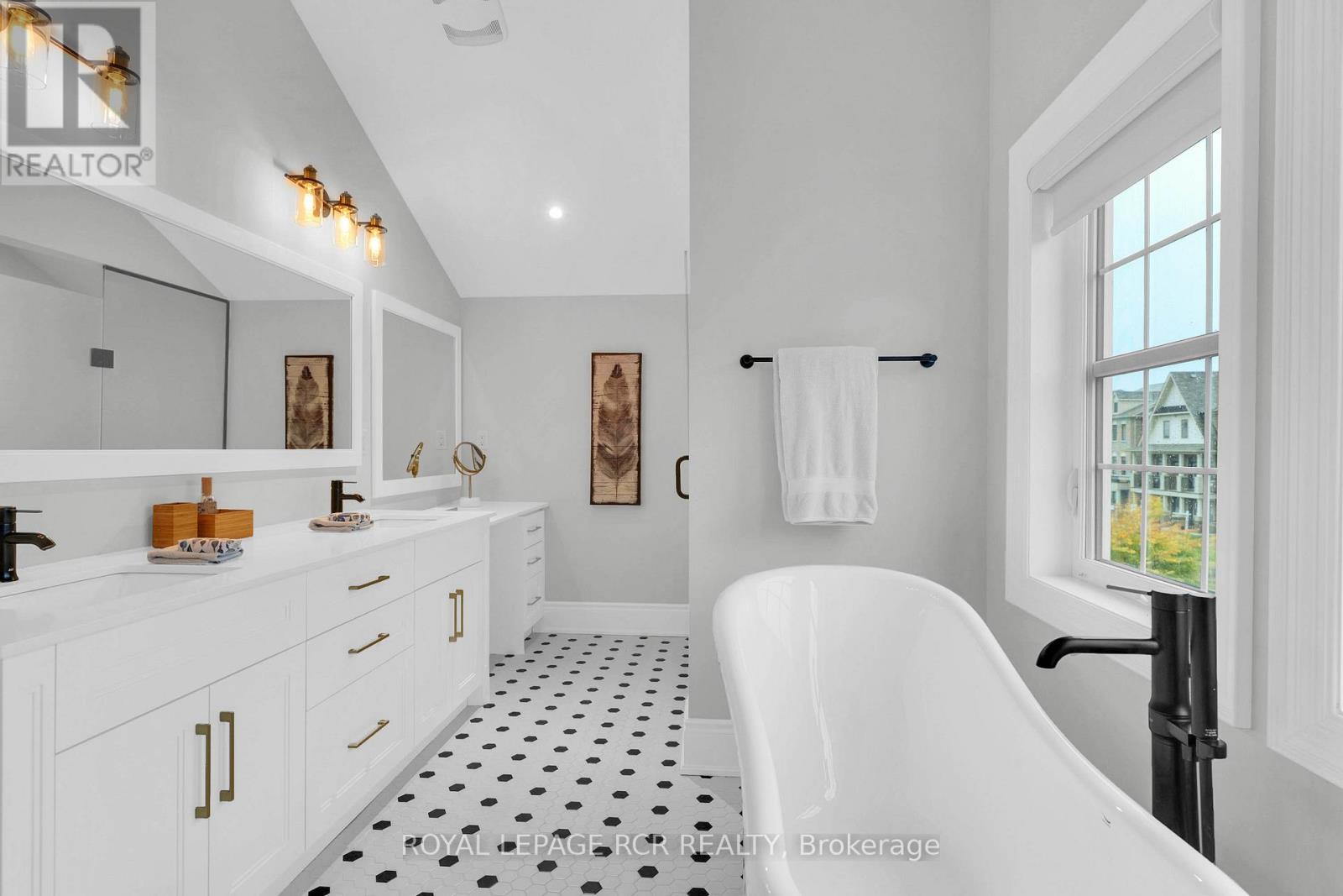 10961 Victoria Square Boulevard, Markham, Ontario  L6C 1J5 - Photo 30 - N12926126