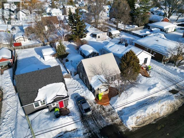 706 Wellington St W, Sault Ste. Marie, Ontario P6C 3V2 - Photo 2 - SM260547