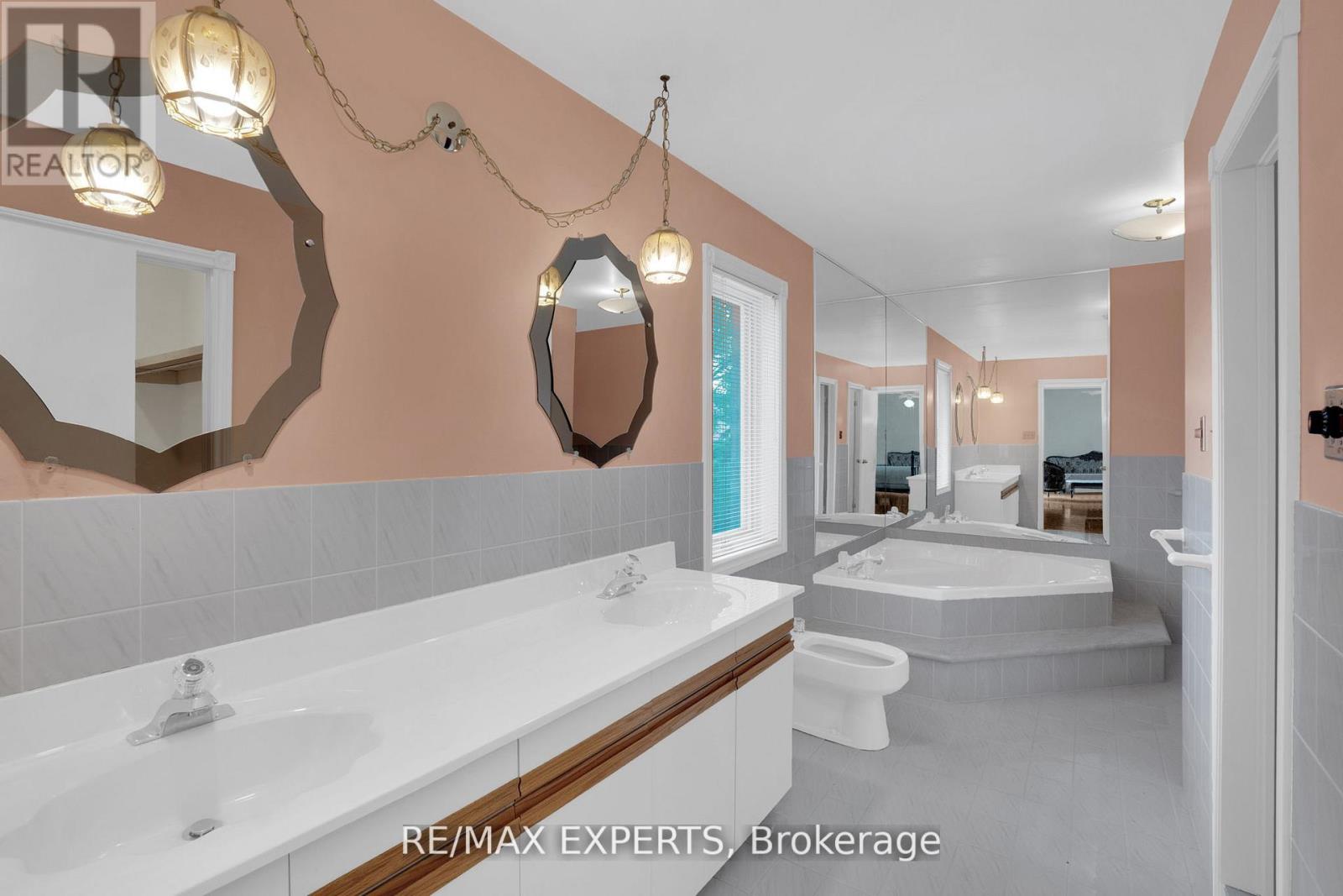 80 Colucci Drive, Vaughan, Ontario  L4L 9A6 - Photo 33 - N12927660