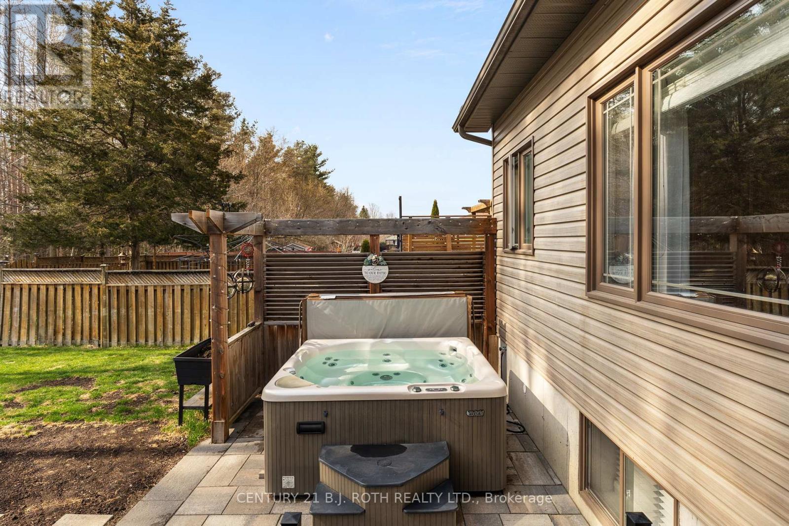 41 Osborn Street, Essa (Angus), Ontario  L0M 1B0 - Photo 41 - N12927674