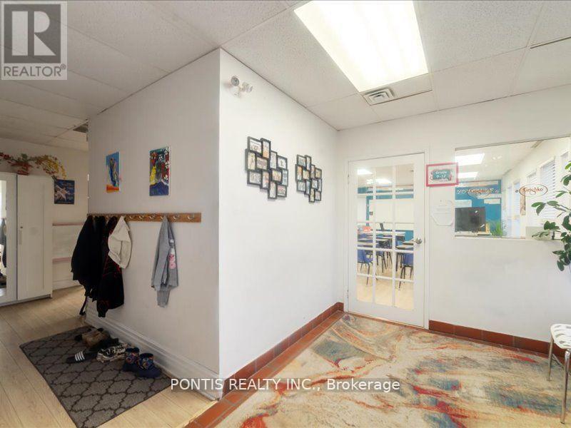 7 Bradwick Drive, Vaughan, Ontario  L4K 2T4 - Photo 10 - N12927700