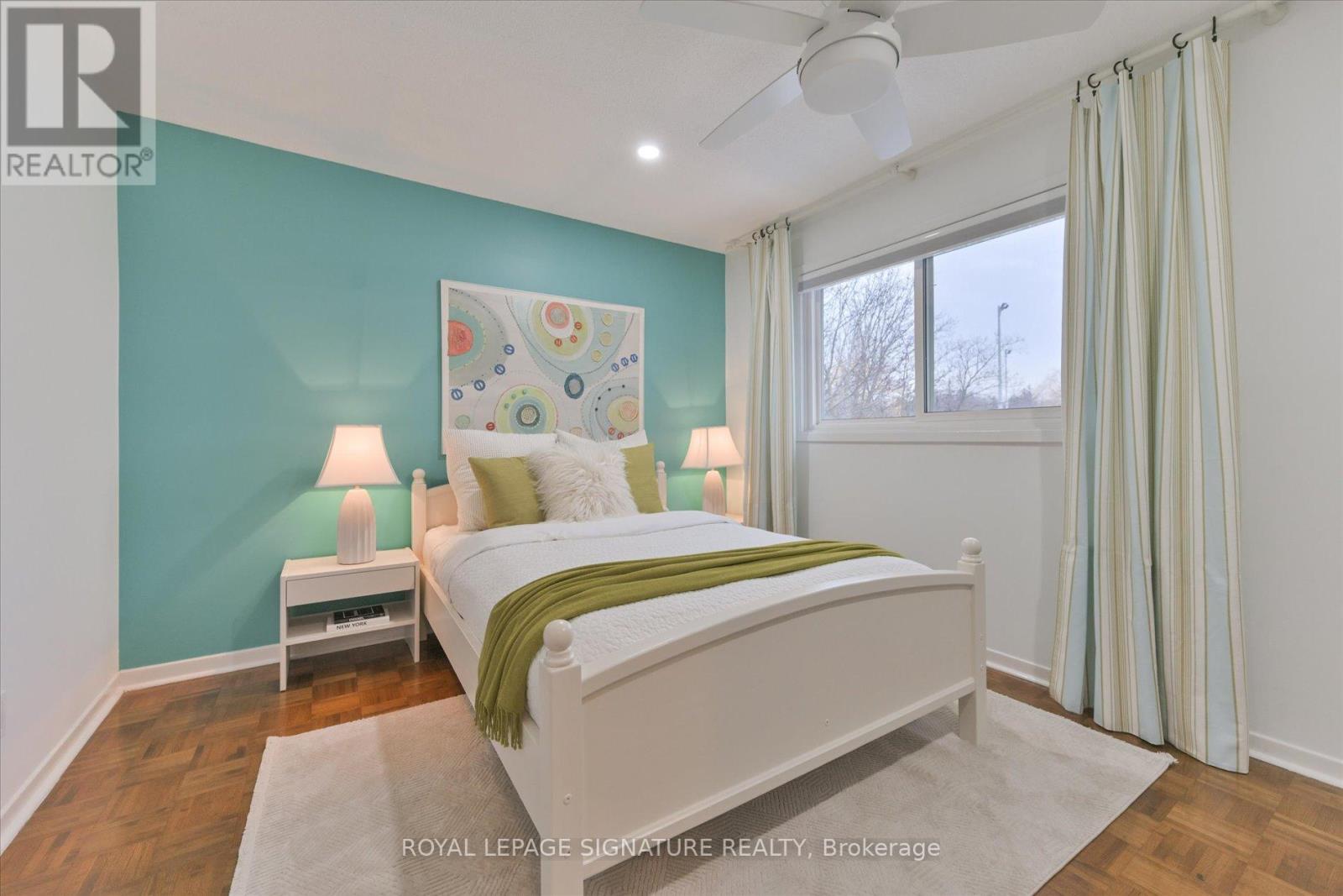 50 Eleanor Circle, Richmond Hill, Ontario  L4C 6K7 - Photo 23 - N12927768