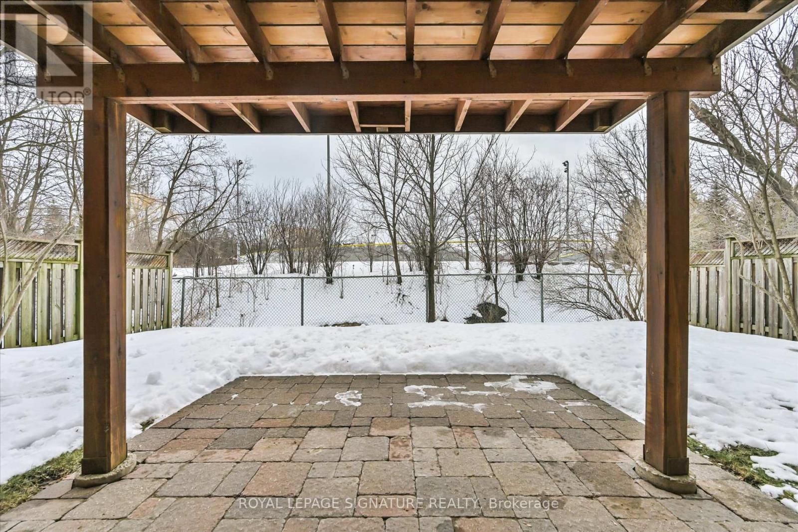 50 Eleanor Circle, Richmond Hill, Ontario  L4C 6K7 - Photo 37 - N12927768