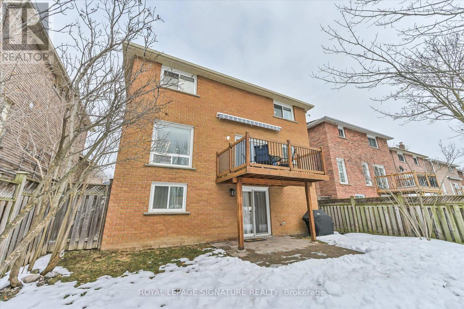 50 Eleanor Circle, Richmond Hill, Ontario  L4C 6K7 - Photo 39 - N12927768