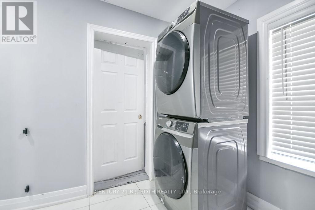 44 Sanford Street, Barrie, Ontario  L4N 3C4 - Photo 25 - S12925474