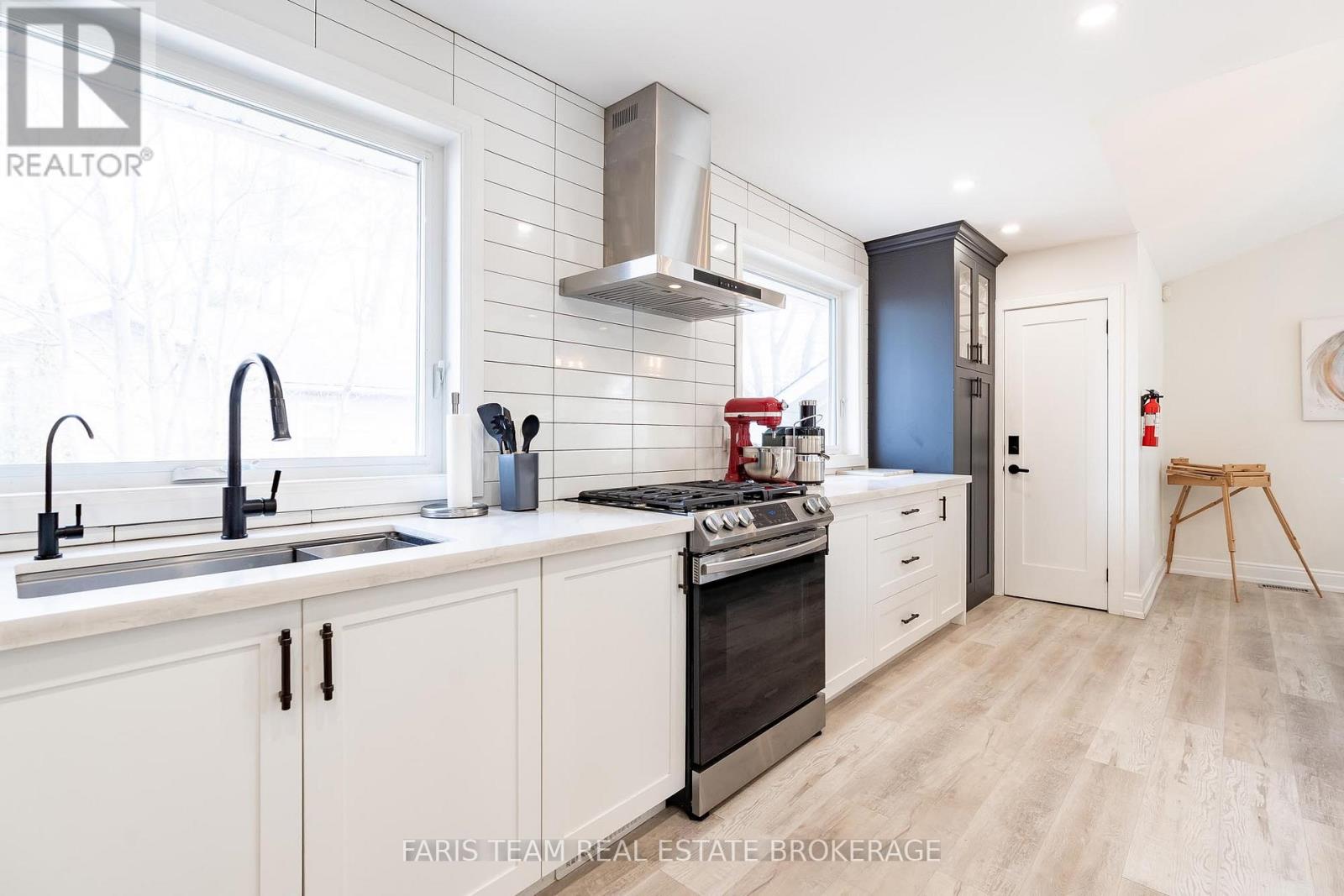 Lorem Ipsum Dolor Sit Am, Wasaga Beach, Ontario  L9Z  - Photo 10 - DEMO29524119