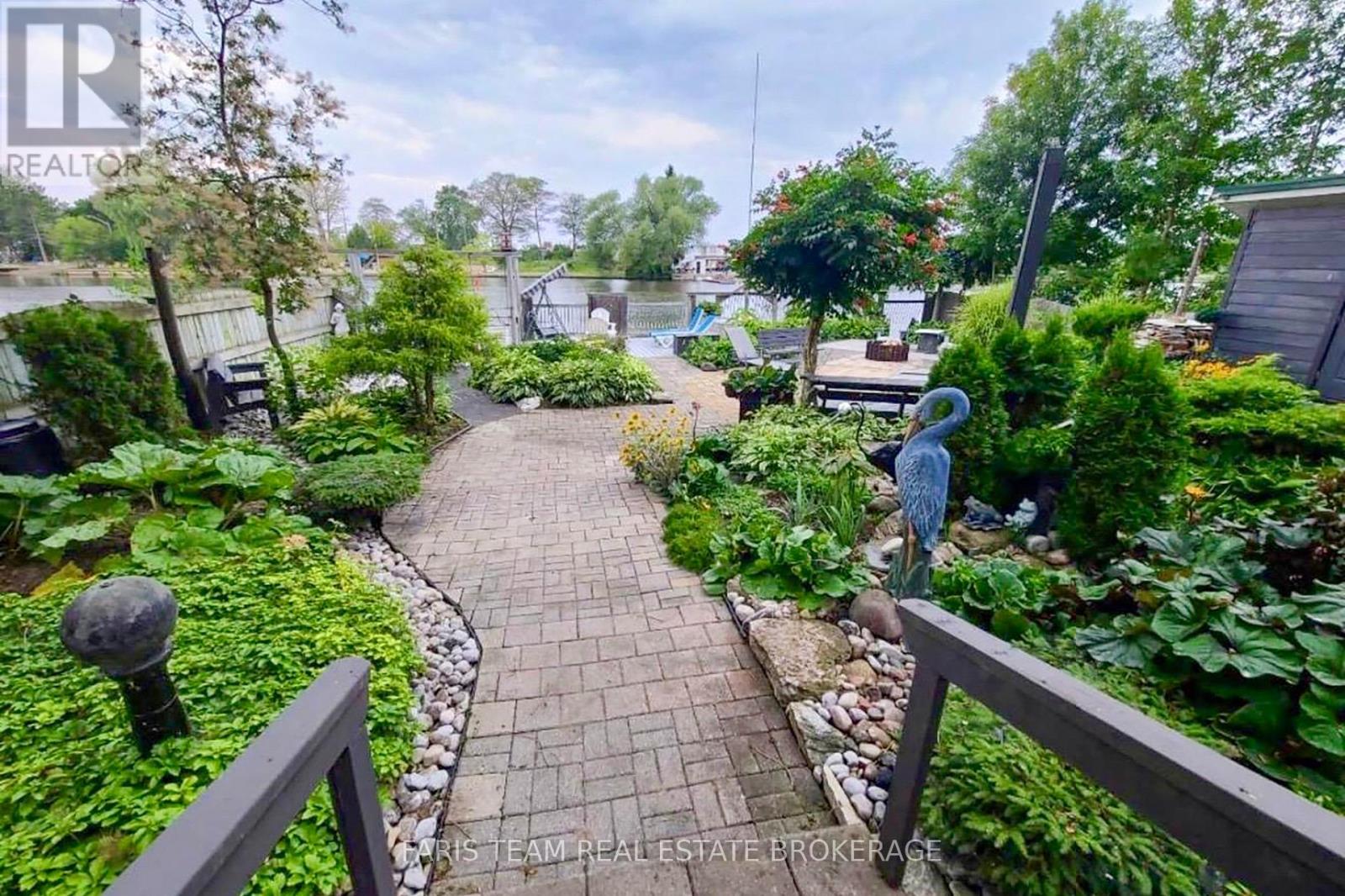 60 River Avenue Crescent, Wasaga Beach, Ontario  L9Z 2K6 - Photo 48 - S12927688