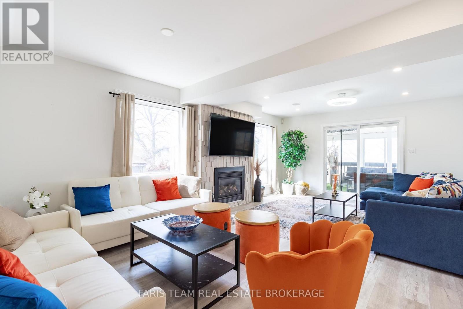 Lorem Ipsum Dolor Sit Am, Wasaga Beach, Ontario  L9Z  - Photo 12 - DEMO29524120