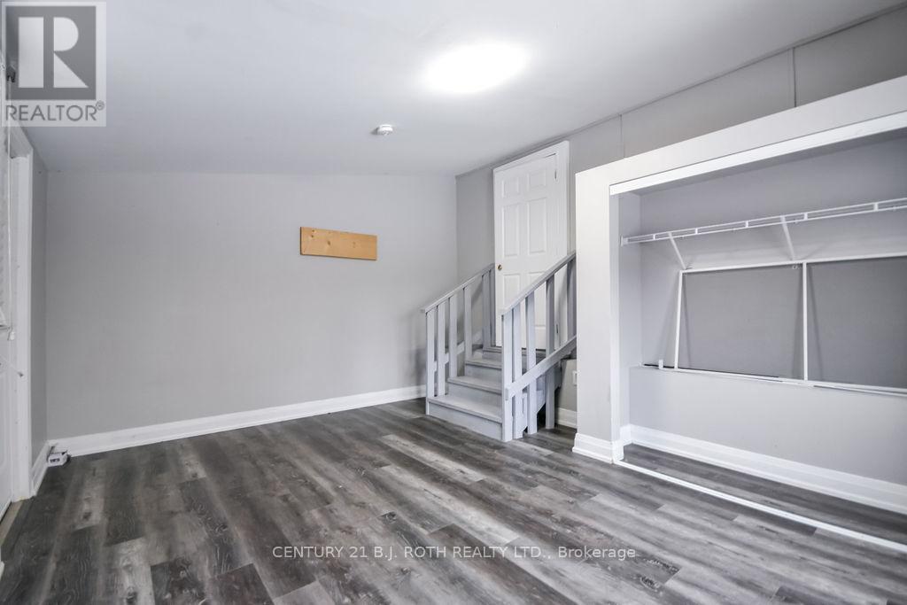 44 Sanford Street, Barrie, Ontario  L4N 3C4 - Photo 16 - S12925474