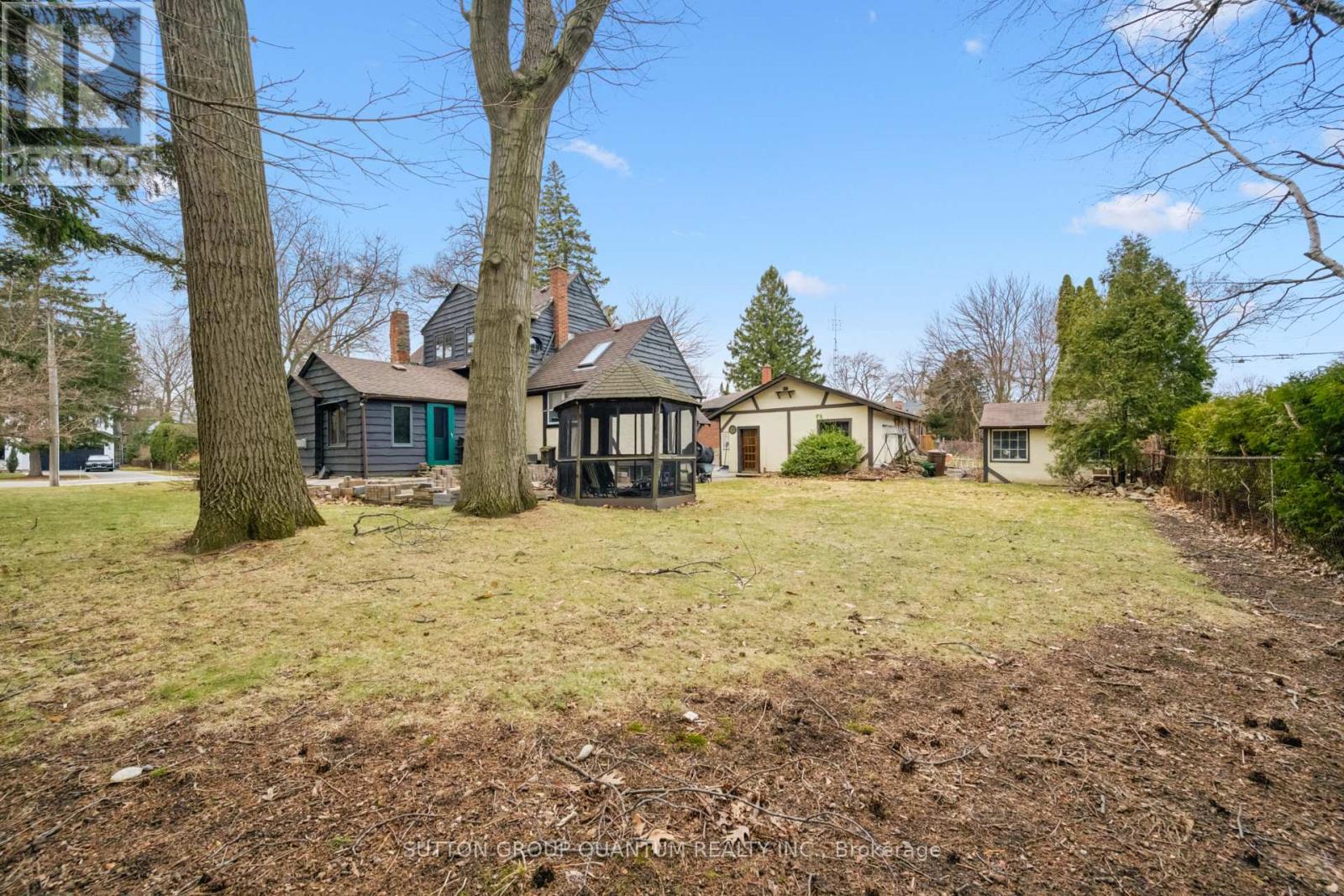 623 King Road, Burlington, Ontario  L7T 3K3 - Photo 18 - W12927608