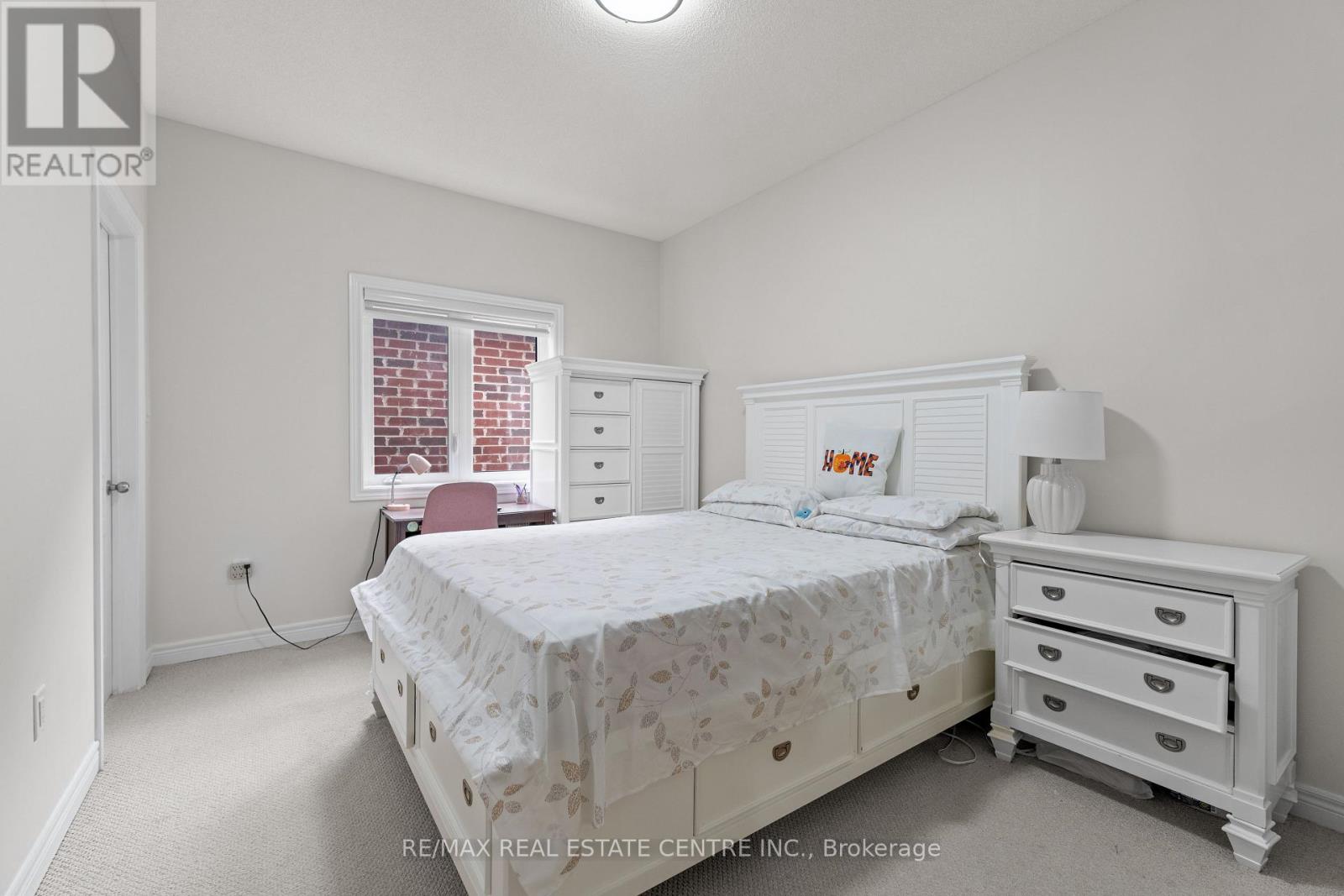 8 Oconnor Crescent, Brampton, Ontario  L7A 5A6 - Photo 21 - W12927612