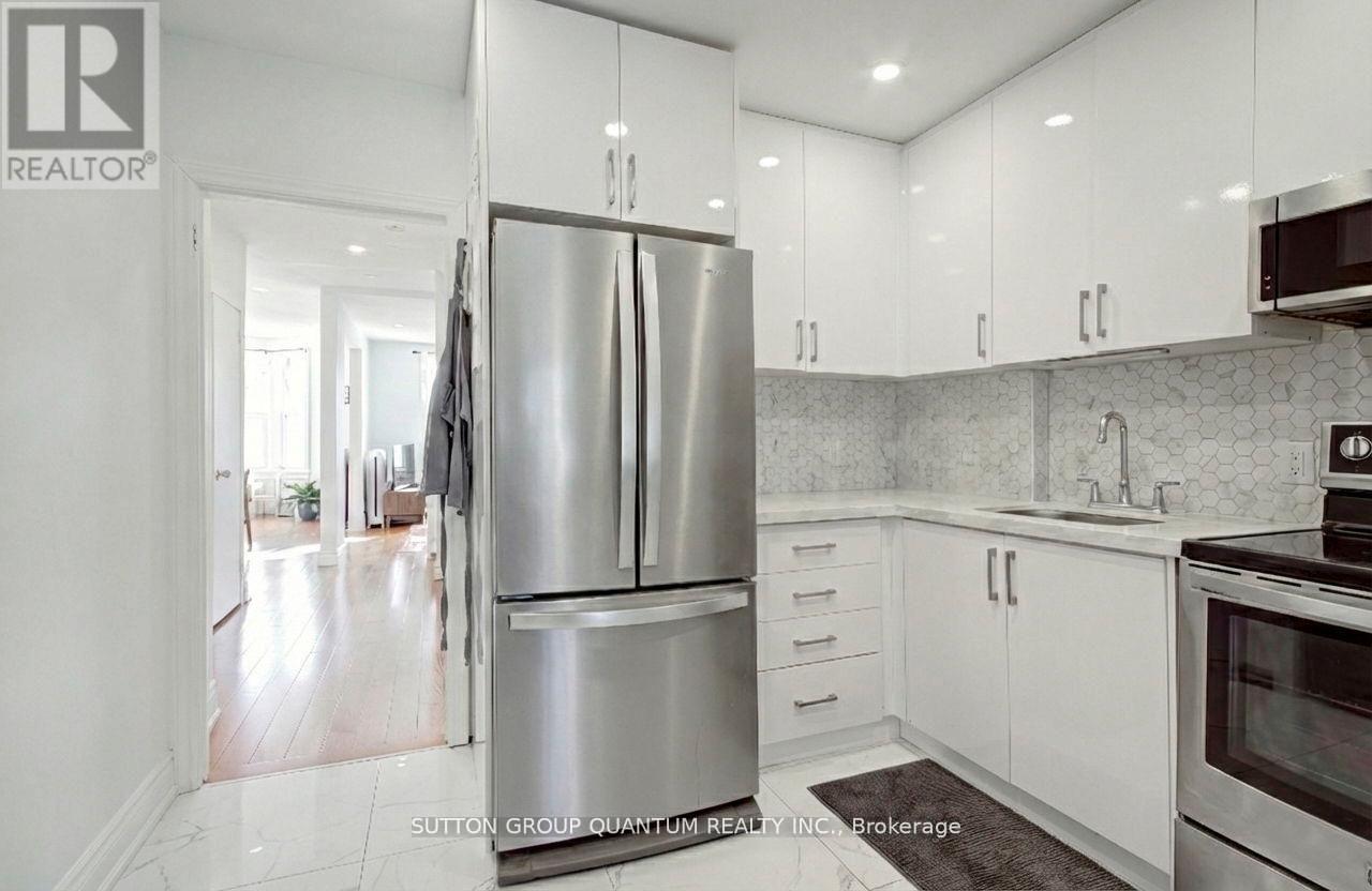 232 Pearson Avenue, Toronto, Ontario M6R 1G7 - Photo 26 - W12927644