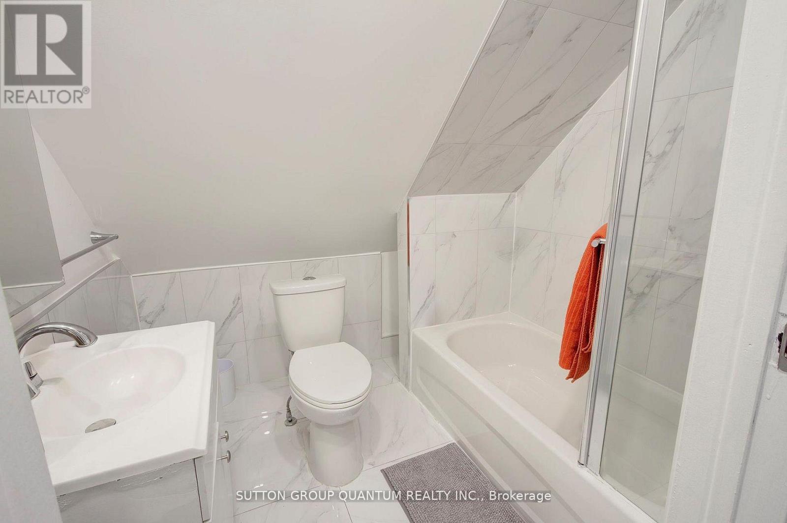 232 Pearson Avenue, Toronto, Ontario M6R 1G7 - Photo 34 - W12927644