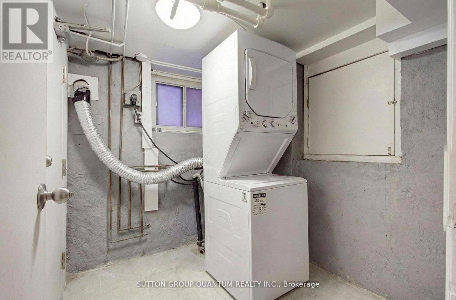 232 Pearson Avenue, Toronto, Ontario M6R 1G7 - Photo 42 - W12927644