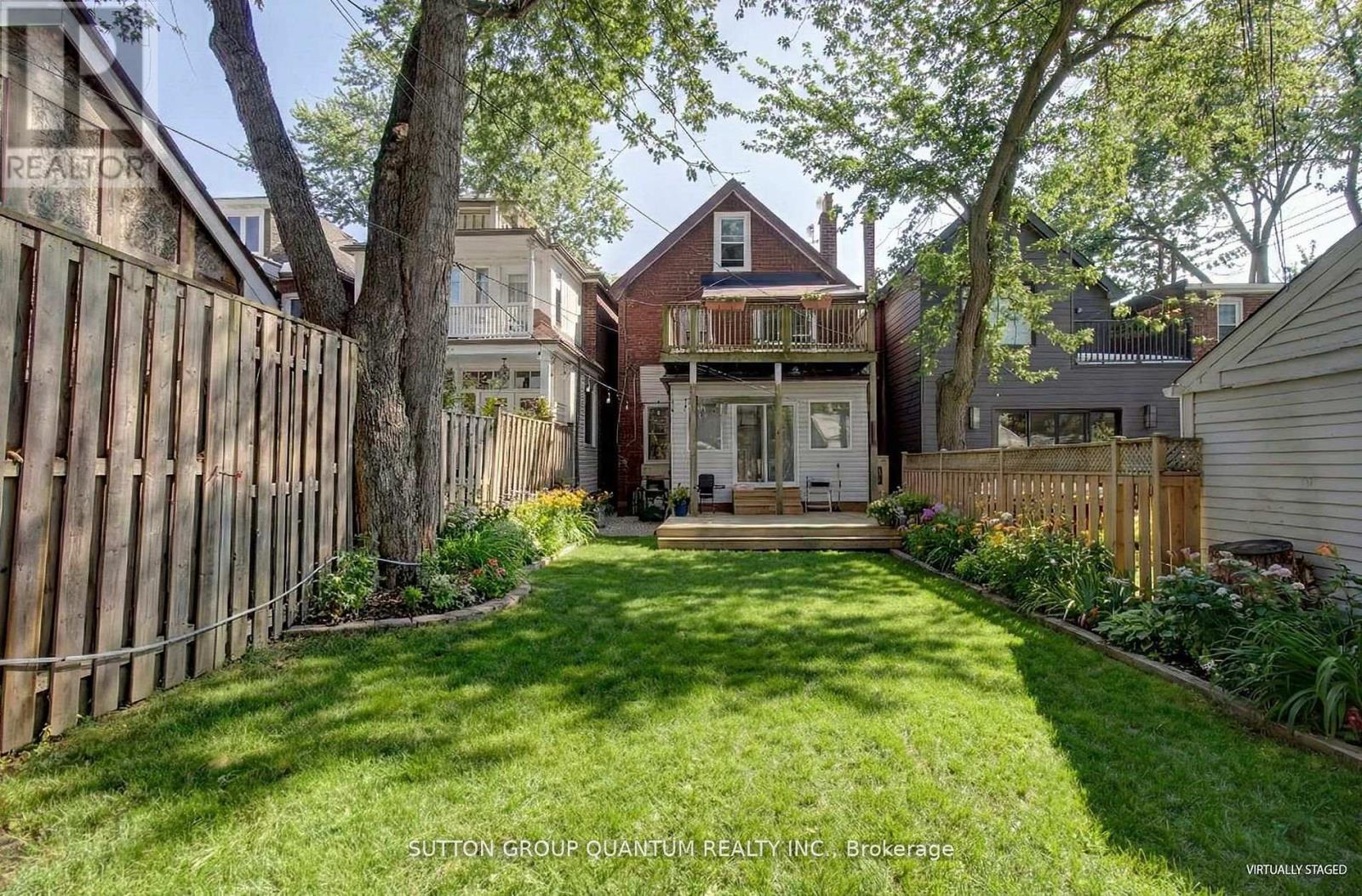 232 Pearson Avenue, Toronto, Ontario M6R 1G7 - Photo 43 - W12927644