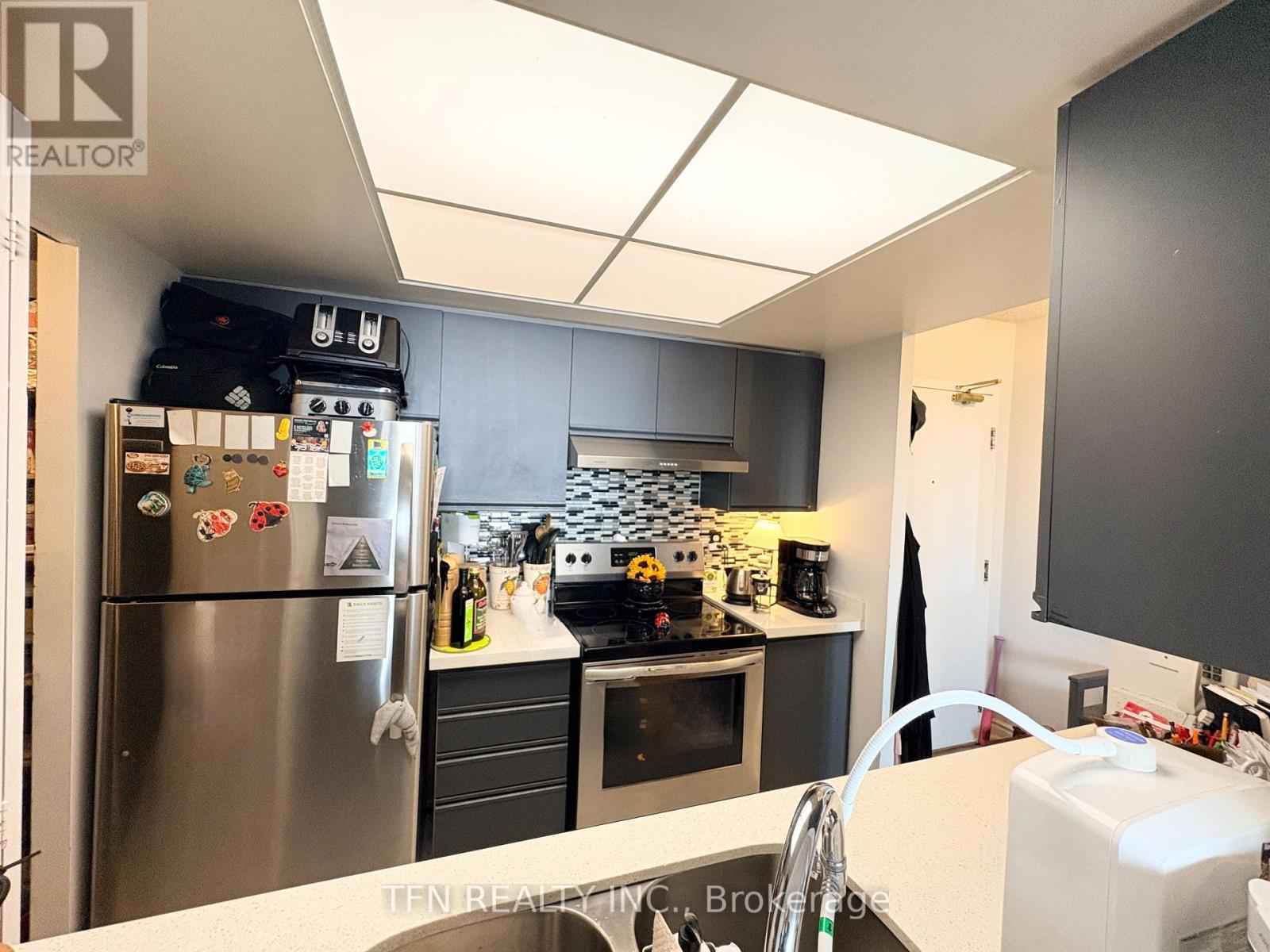 522 - 1001 Cedarglen Gate, Mississauga, Ontario  L5C 4R2 - Photo 32 - W12927694