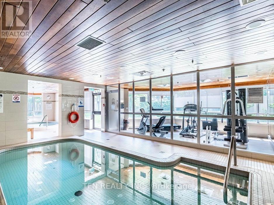 522 - 1001 Cedarglen Gate, Mississauga, Ontario  L5C 4R2 - Photo 39 - W12927694