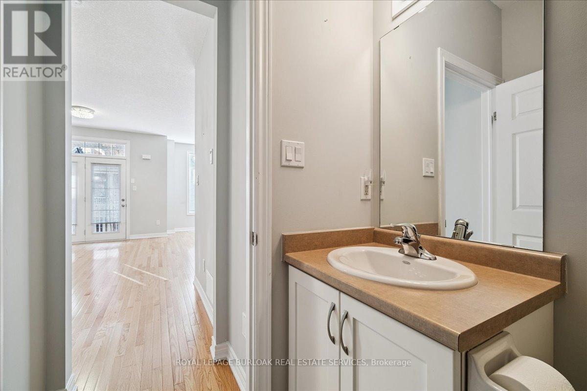 36 - 181 Plains Road W, Burlington, Ontario  L7T 0B1 - Photo 26 - W12927706