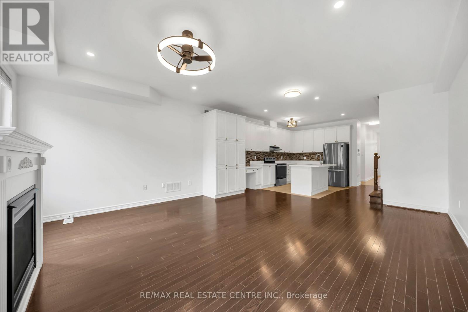 8 Munch Place, Milton, Ontario  L9T 8K6 - Photo 19 - W12927712