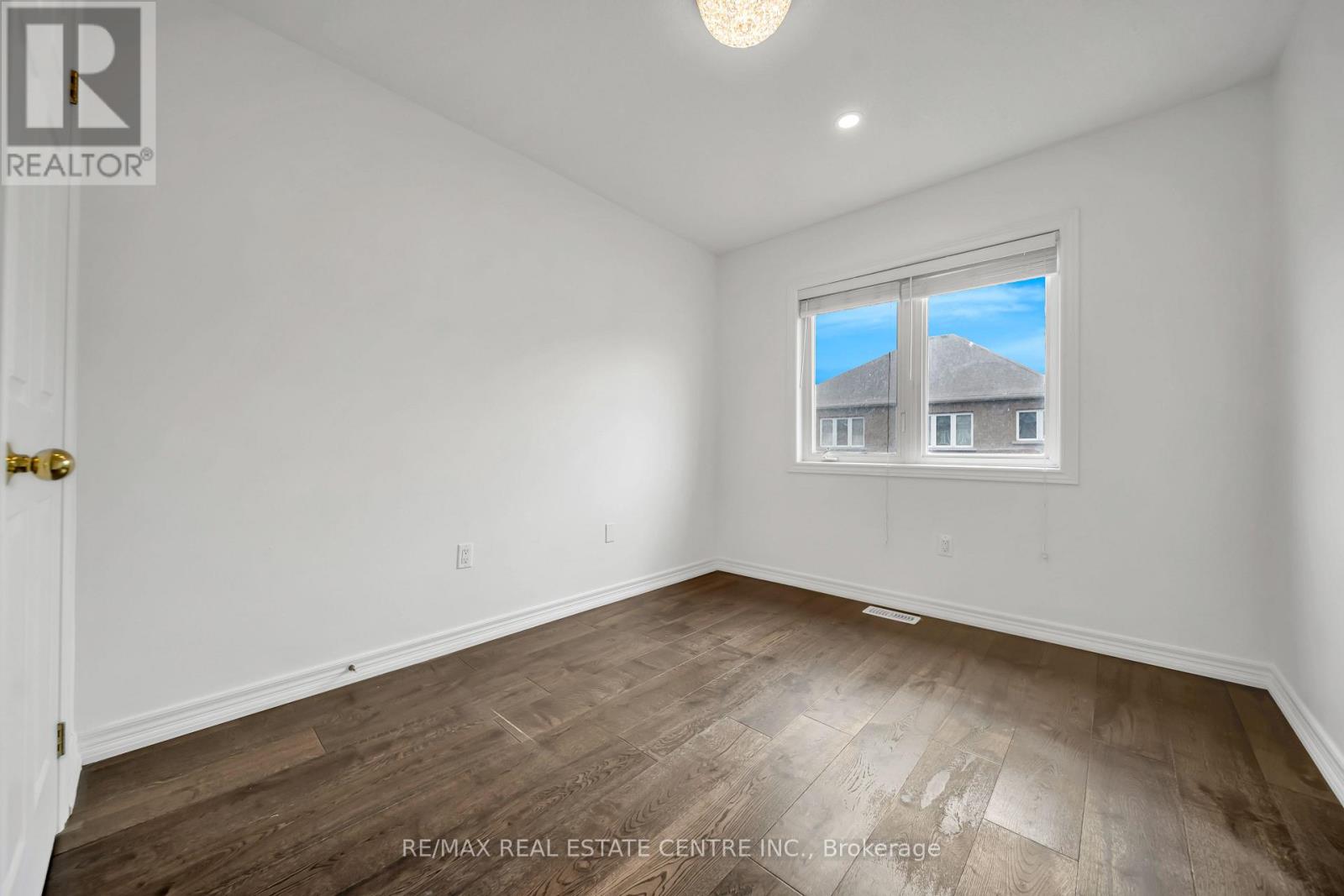 8 Munch Place, Milton, Ontario  L9T 8K6 - Photo 29 - W12927712