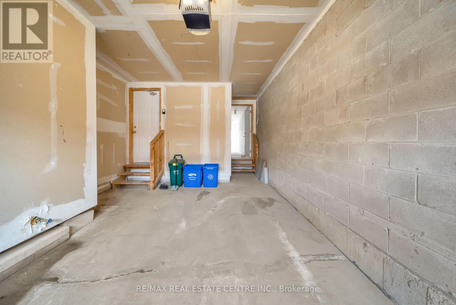 8 Munch Place, Milton, Ontario  L9T 8K6 - Photo 49 - W12927712