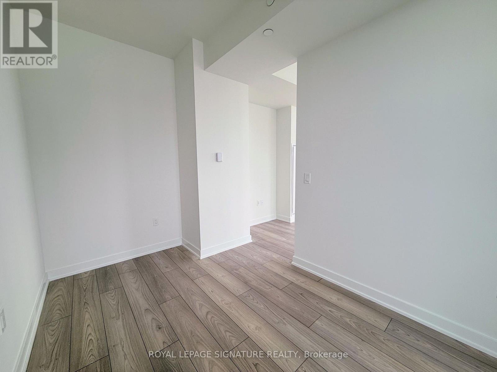 1309 - 1 Fairview Road, Mississauga, Ontario  L5A 0B4 - Photo 9 - W12927758